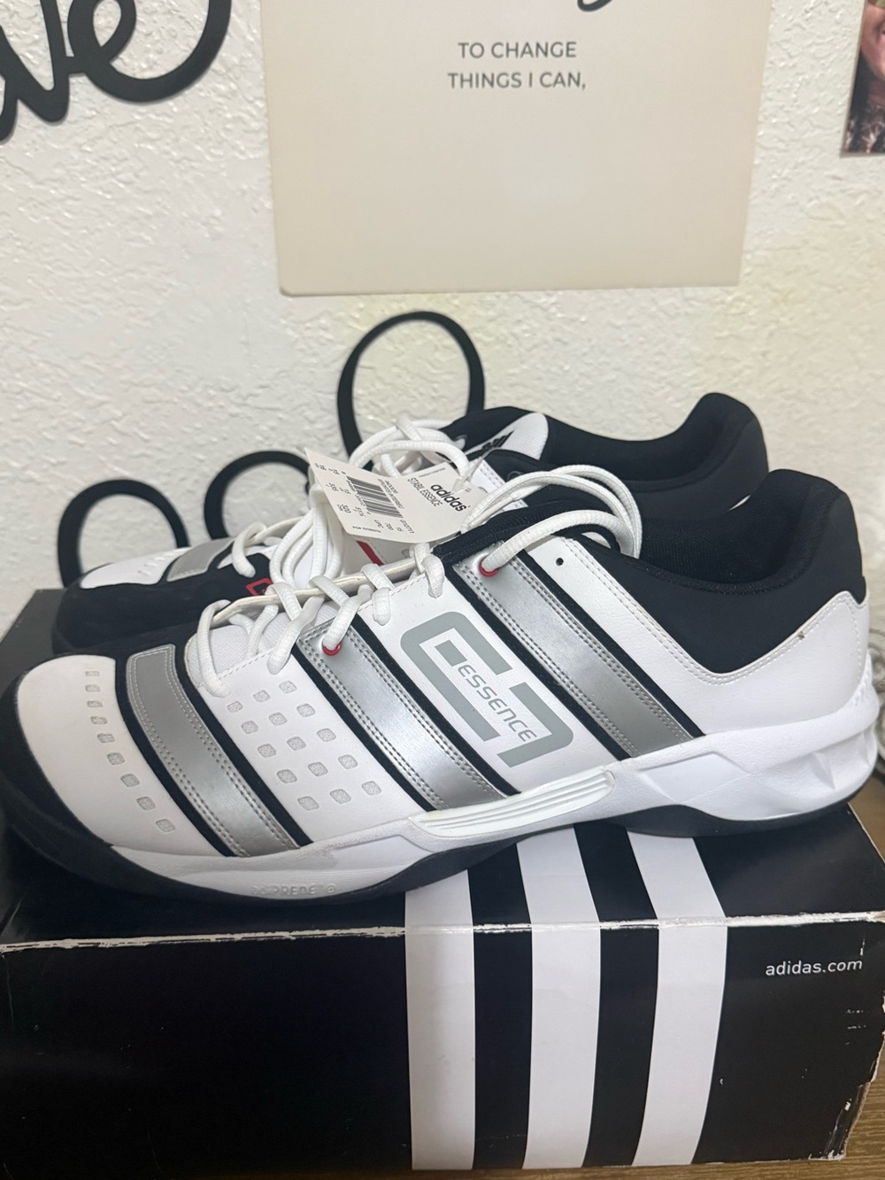 adidas White Black Red Training Sneakers - Picture 2 of 4